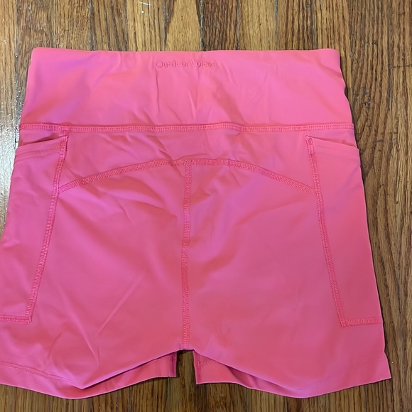 Outdoor Voices Zoom 3.5 inch short - Picture 2 of 4